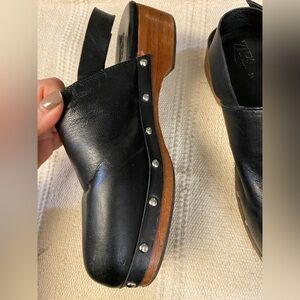 Zara Black Leather Clogs with Wooden Sole Sz 34